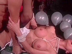 2 Couples Fuck In Swingers Club