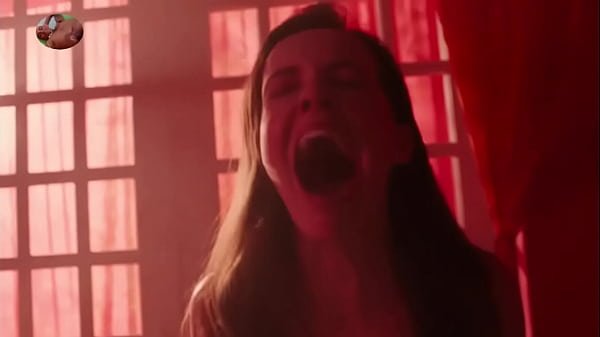 Comendo cuzinho da morena