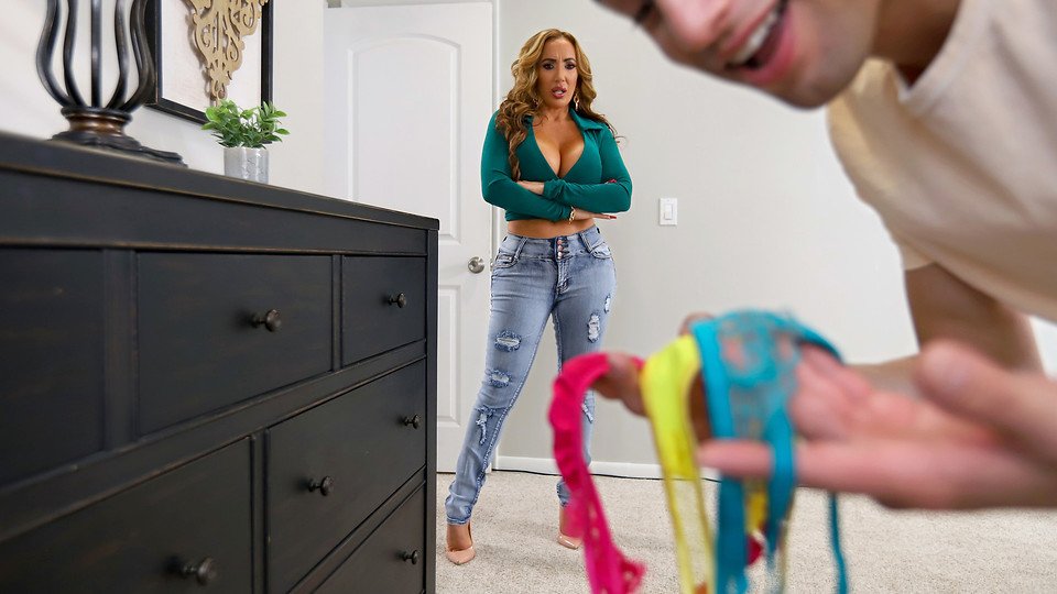 Moms Panties – S1:E2