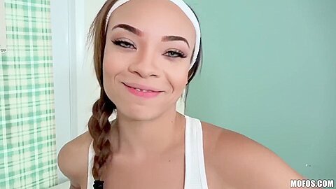 Stunning Ebony Teen 18+ Heart-stopping Adult Clip