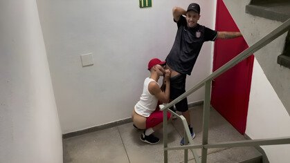 Encontrei Twink Pauzudo Passivo Na Escada Do Predio – Anal Orgasm