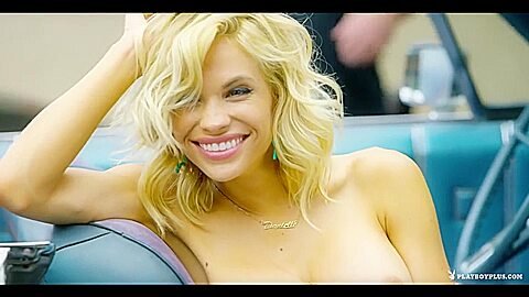 Pbp – Dani Mathers – Pmoy 2015 Behind The Scenes – B